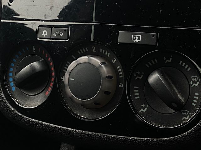 Vauxhall Corsa 1.3 CDTi ecoFLEX SXi (s/s) 5dr (A/C) (2012) - Picture 26
